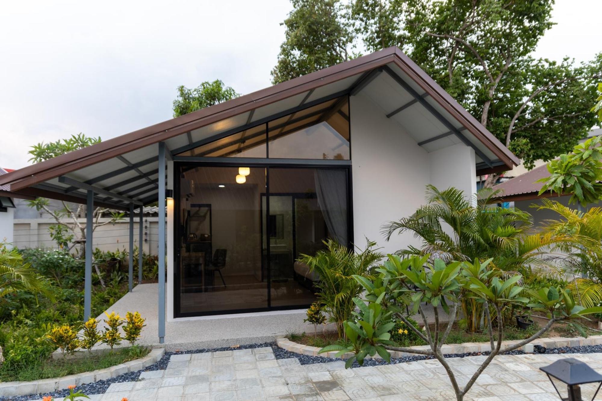 Rapina House Lägenhet Mai Khao Exteriör bild