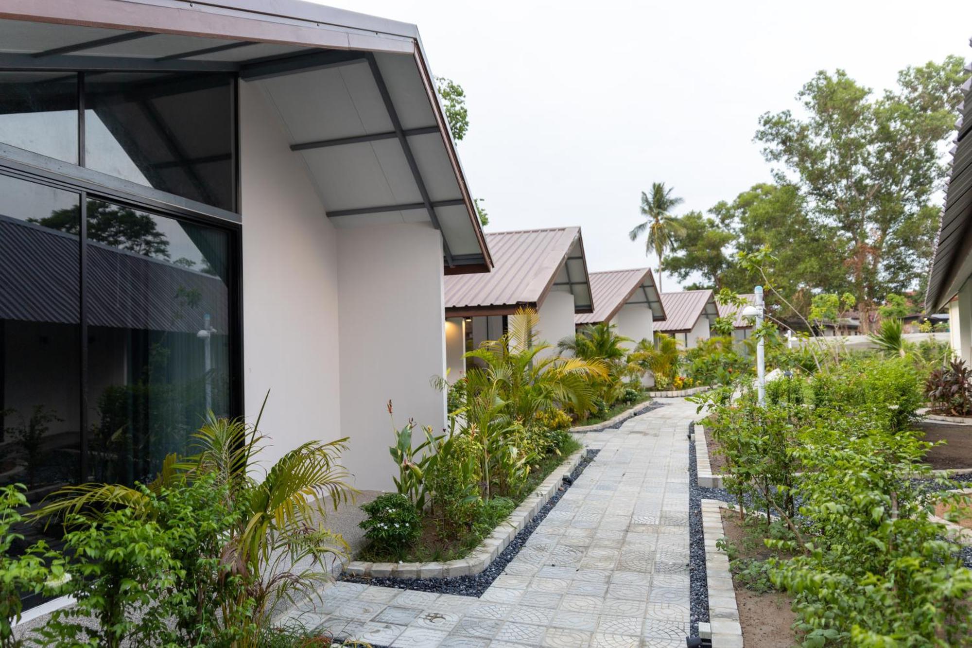 Rapina House Lägenhet Mai Khao Exteriör bild